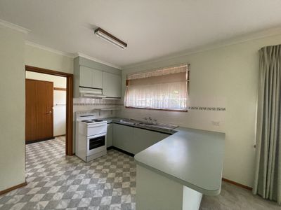 2 / 21 Shadforth Street, Kerang