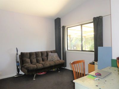 5 Scobie St South, Avenel