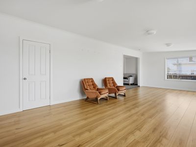 379 Evandale Road, Western Junction