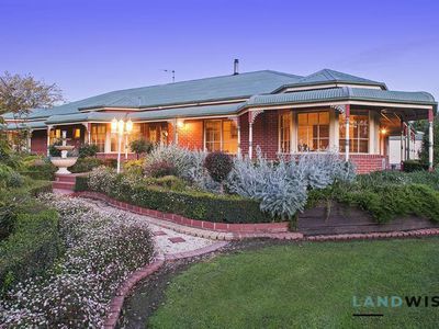 50-52 Ryan Road, Pakenham