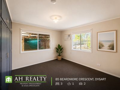85  Beardmore Crescent, Dysart