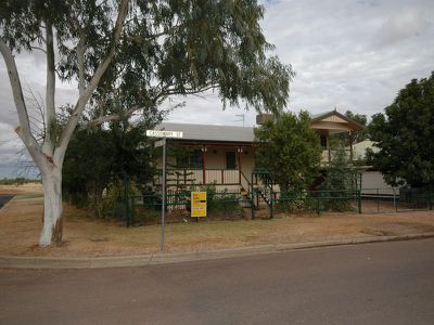 142 Cassowary street, Longreach