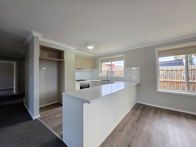 2 / 29 Lady Penrhyn Drive, Wyndham Vale