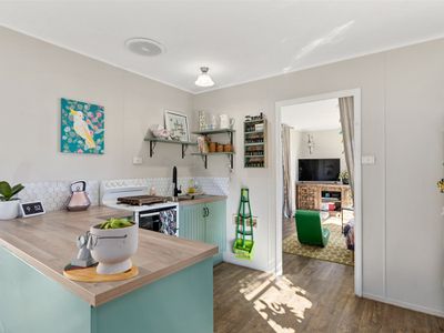 36 Martindale Cres, Seymour