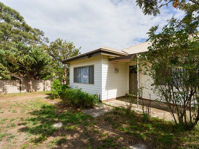 19 Charles Street, Castlemaine