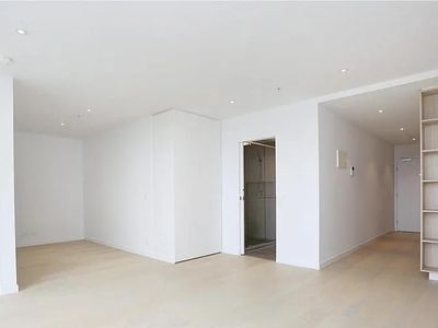 2208 / 40 Hall Street, Moonee Ponds