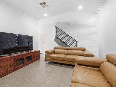 240 Leeuwin Boulevard, Bushmead