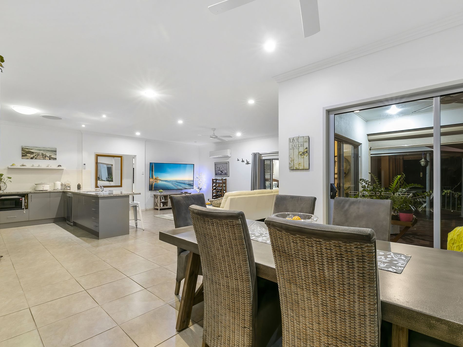 20 Dornoch Way, Peregian Springs