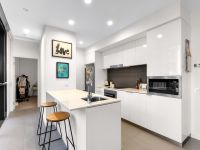 301 / 10 Trinity Street, Fortitude Valley