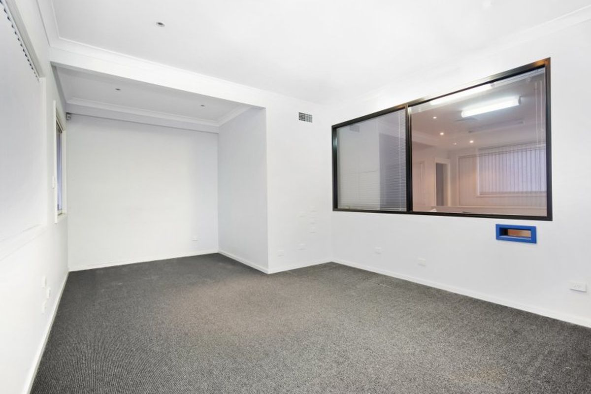 2 Stringybark Close, Terrigal