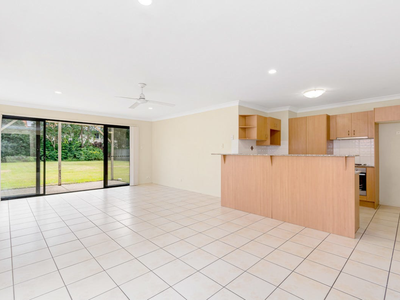 15 Lorenzo Drive, Coomera