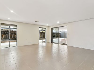 26 Delapre Drive, The Vines