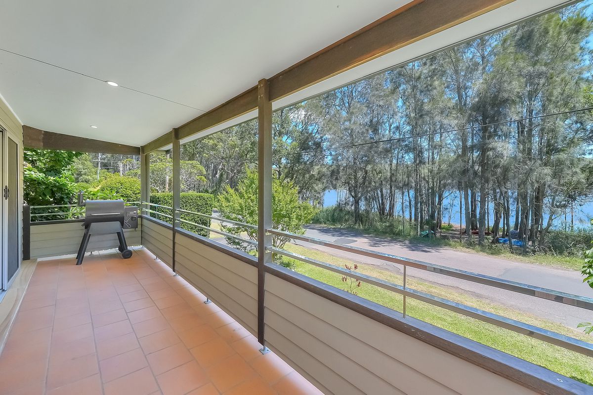 28 Lakeside Drive, Macmasters Beach