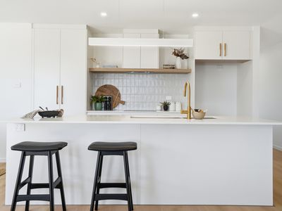 2 / 27 Waverley Road, Waverley