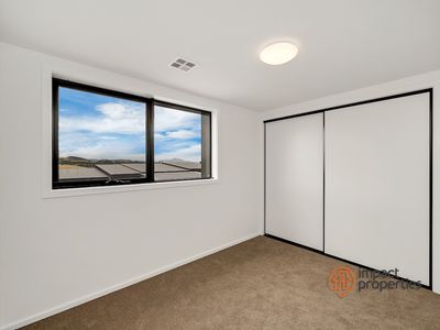 4 / 50 Maymuru Way, Whitlam