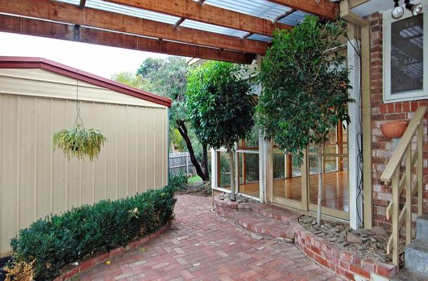 18 Eastgate Road, Craigieburn