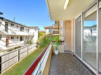 4 / 22 Tamborine Street, Mermaid Beach