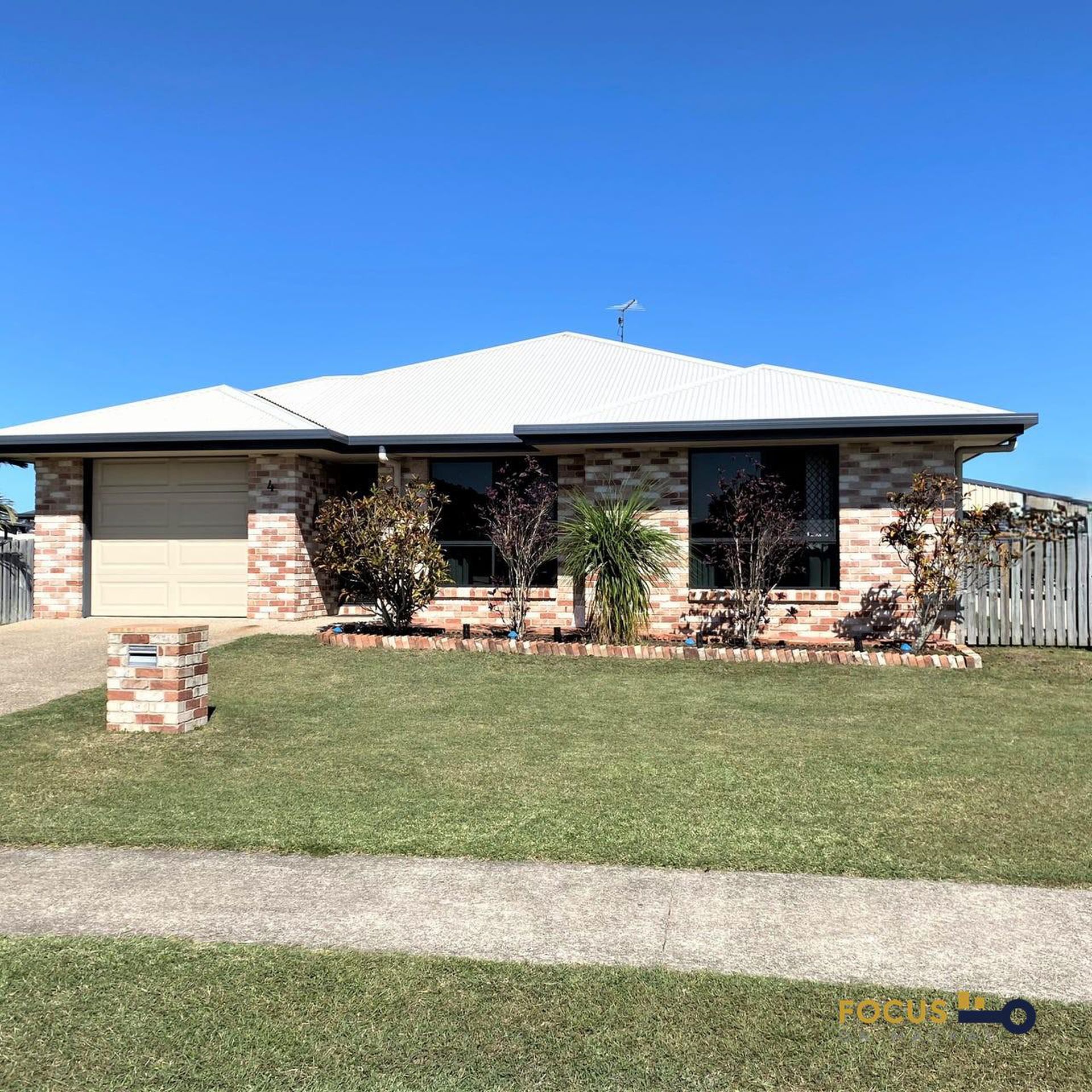 4 Reef Drive, Sarina
