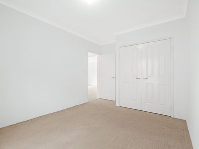 4 / 8 Toledo Close, Cannington