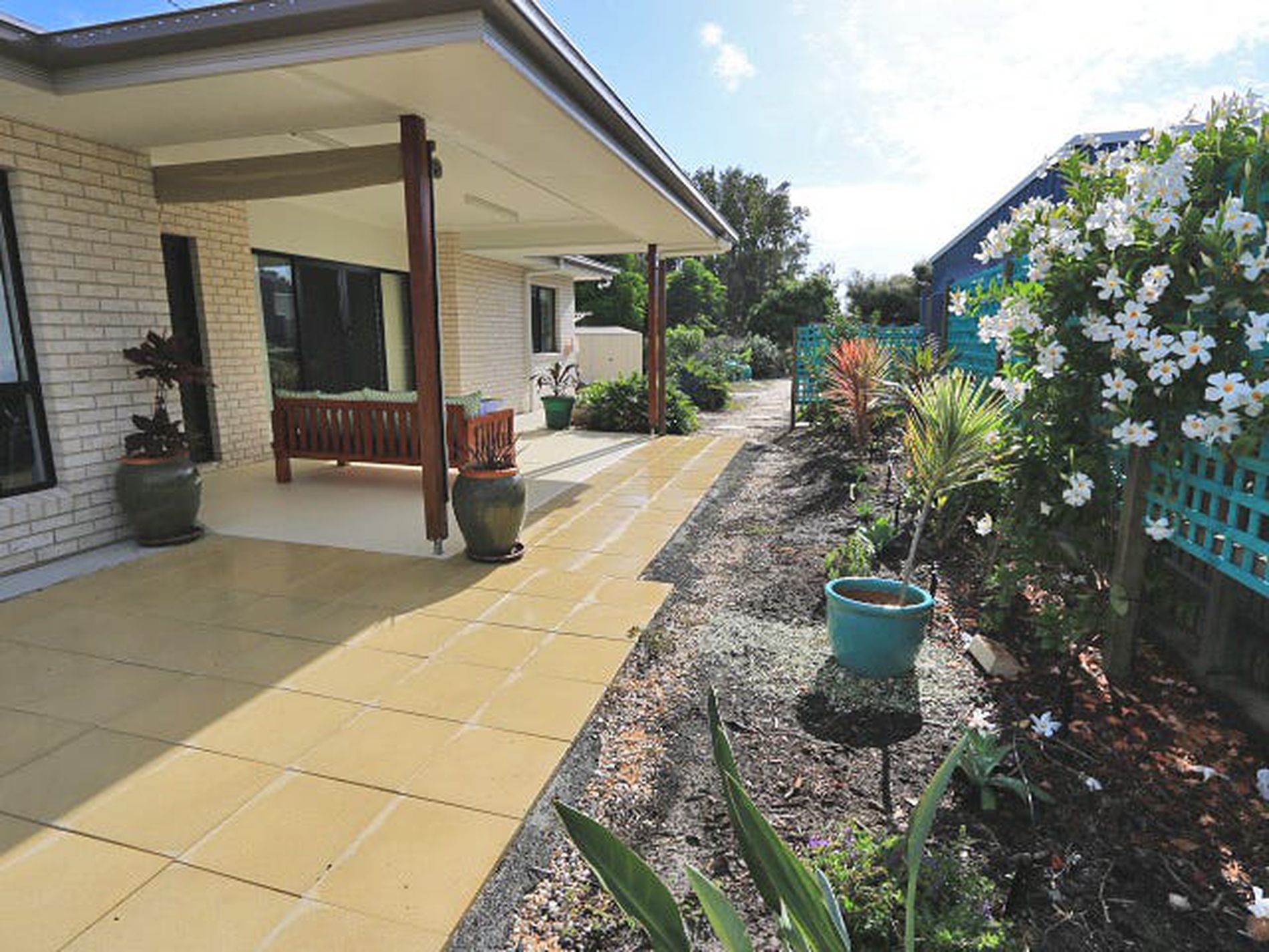 2 Emu Court, Woodgate