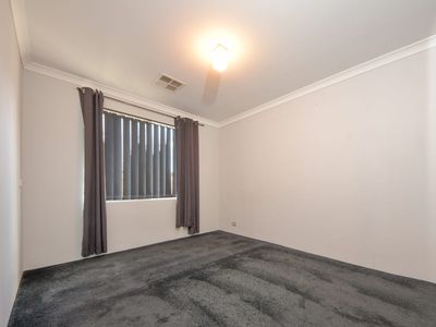 20 Ambleside Parade, Waikiki