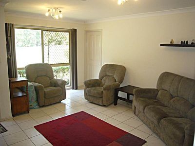 7 / 6 Dorinda Crescent, Underwood