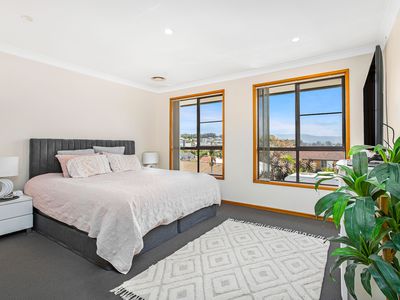 4 Warri Place, Oak Flats