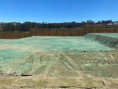 5 Standley Place , Spring Mountain