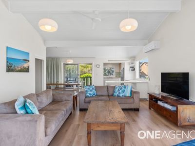 22 The Rampart, Manyana