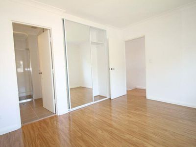 2 / 2 Gibbons Lane, Arncliffe