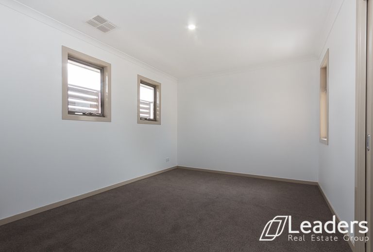 1 / 306 BLACKBURN ROAD, Glen Waverley