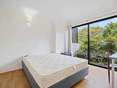 4 / 23 Warren Street, St Lucia