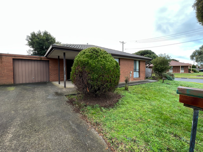 1 / 1 Canterbury Place, Werribee