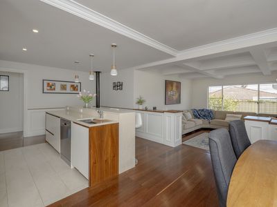 7 Crosshill Green, Kinross