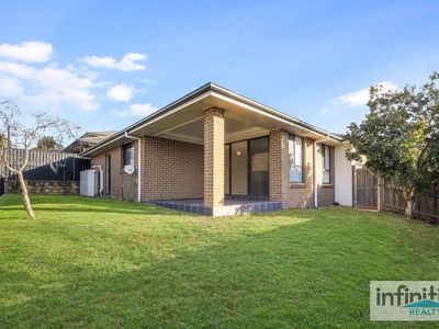 8 Smith Street, Oran Park