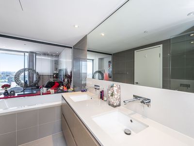 1406 / 96 Bow River Crescent, Burswood