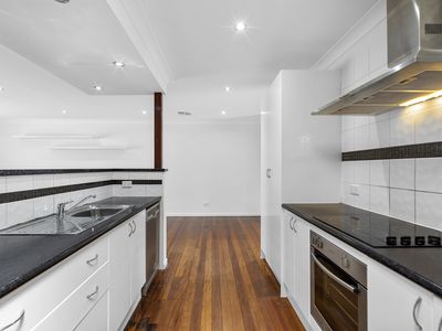 8 Packman Avenue, Rochedale South