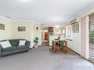 6 Nicholson Loop, Bateman