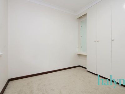 2 / 34 Henley Street, Como