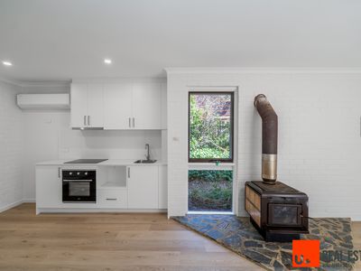 32 Dwyer Street, Cook