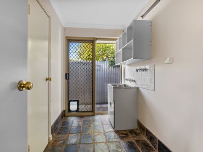 8B Siberia Close, Hannans