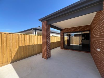 13 Kingsbury Road, Deanside