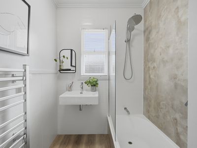 1 / 103 Macquarie Street, George Town
