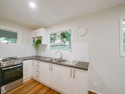 16 Trumper Street, East Ipswich