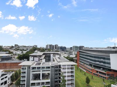 910 / 8 Jeays Street, Bowen Hills