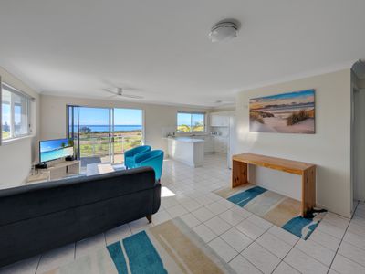4 / 1 Warbler Crescent, North Narooma
