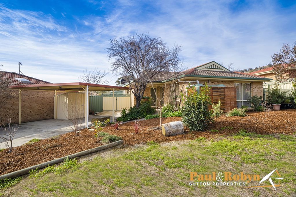 27 Smeaton Circuit, Banks