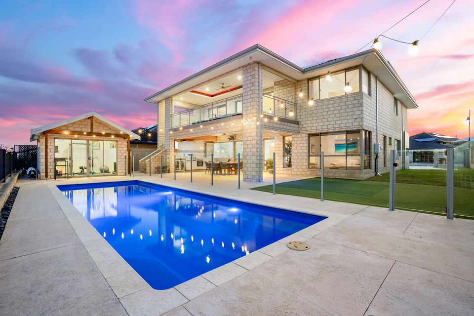 43 Holloways Ridge, Secret Harbour