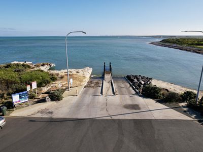 1 SAUNDERS ROAD, Blackfellows Caves