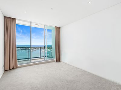 2405 / 1 Como Crescent, Southport